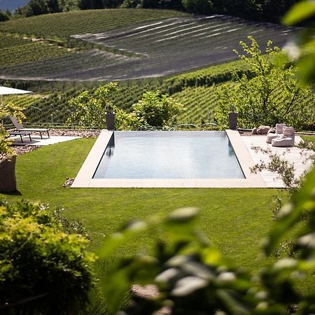 Ebnerhof Bed & Breakfast Appiano Sulla Strada Del Vino Bagian luar foto